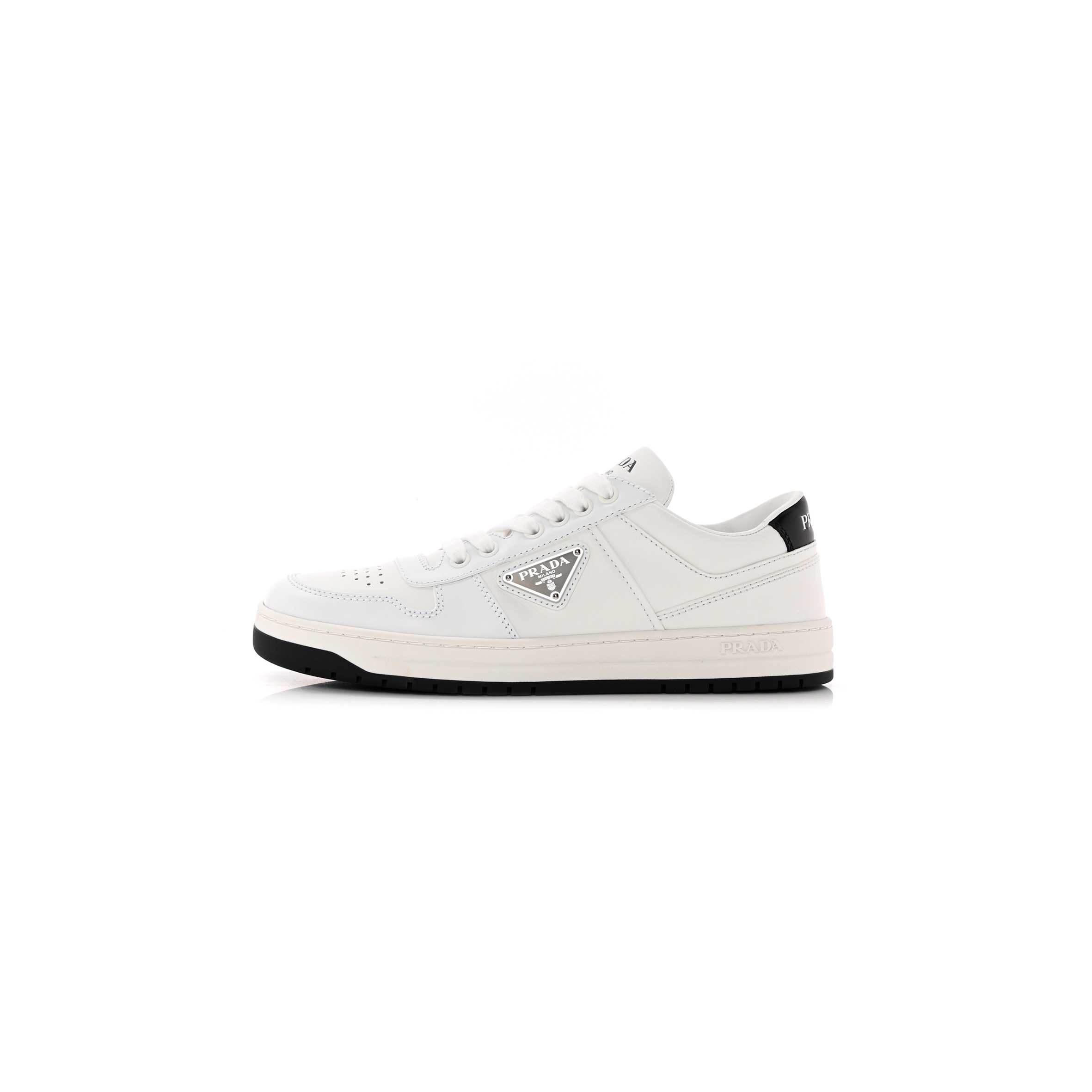 PRADA VITELLO ROIS METAL TRIANGLE LOGO WOMENS DOWNTOWN LOW TOP 30MM SNEAKERS 39.5 WHITE BLACK